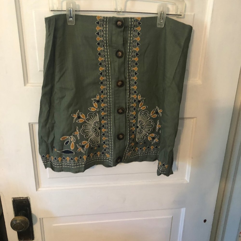Francesca's skirt